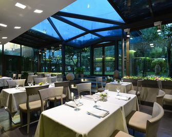 Hotel Forum - Pompeya - Restaurante