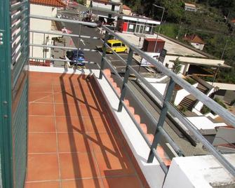 Curral Das Freiras Apartementos- 2 - 4 People - Curral das Freiras - Balcony