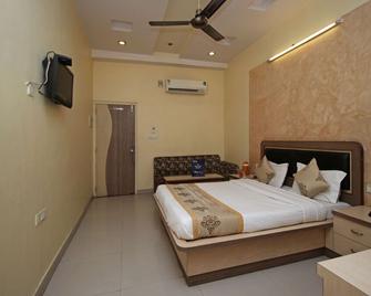 OYO 2722 Hotel Prince - Ajmer - Habitación