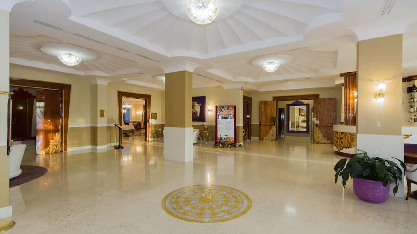 Zanhotel & Meeting Centergross