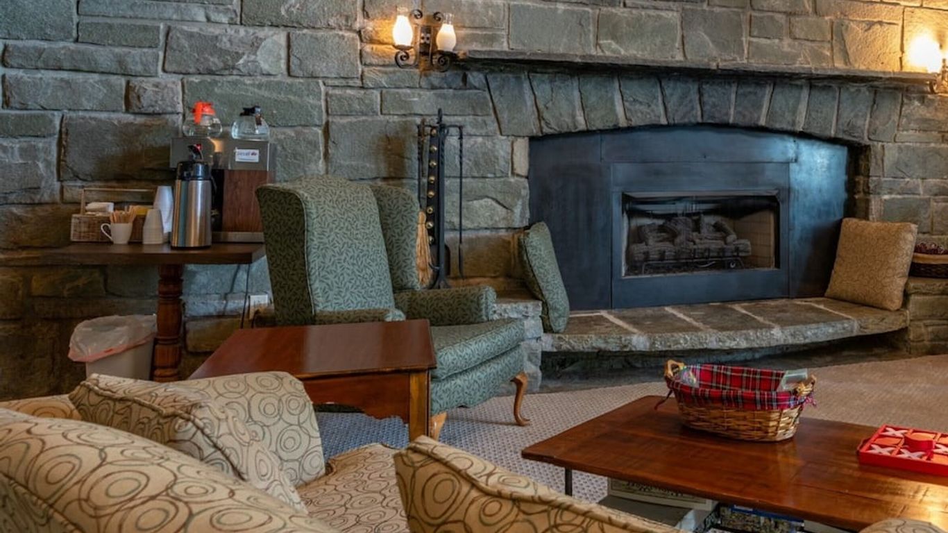 4 Seasons at Beech Mountain