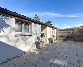 L'Espérance - Gîte Lucie - Terrasse et parking privé - Chaponnay