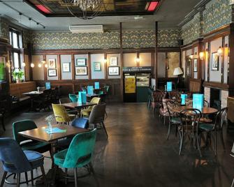 OYO The Kilburn Arms - London - Restaurant