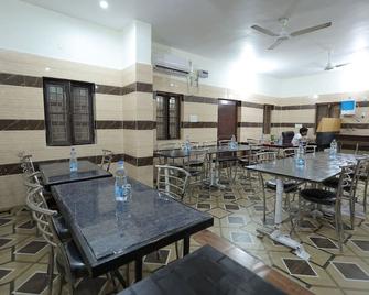 Shiv Shakti Wellness Resort - Rishikesh - Restaurant