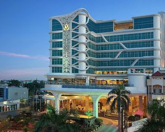 Golden Tulip Galaxy Hotel Banjarmasin - Banjarmasin - Edificio