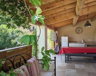 Mas Saint Roman in the Alpilles La Pichoulino - Maussane-les-Alpilles - Патіо