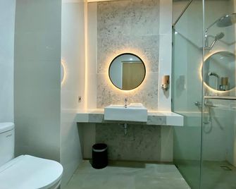 Opi Indah Hotel - Palembang - Bagno