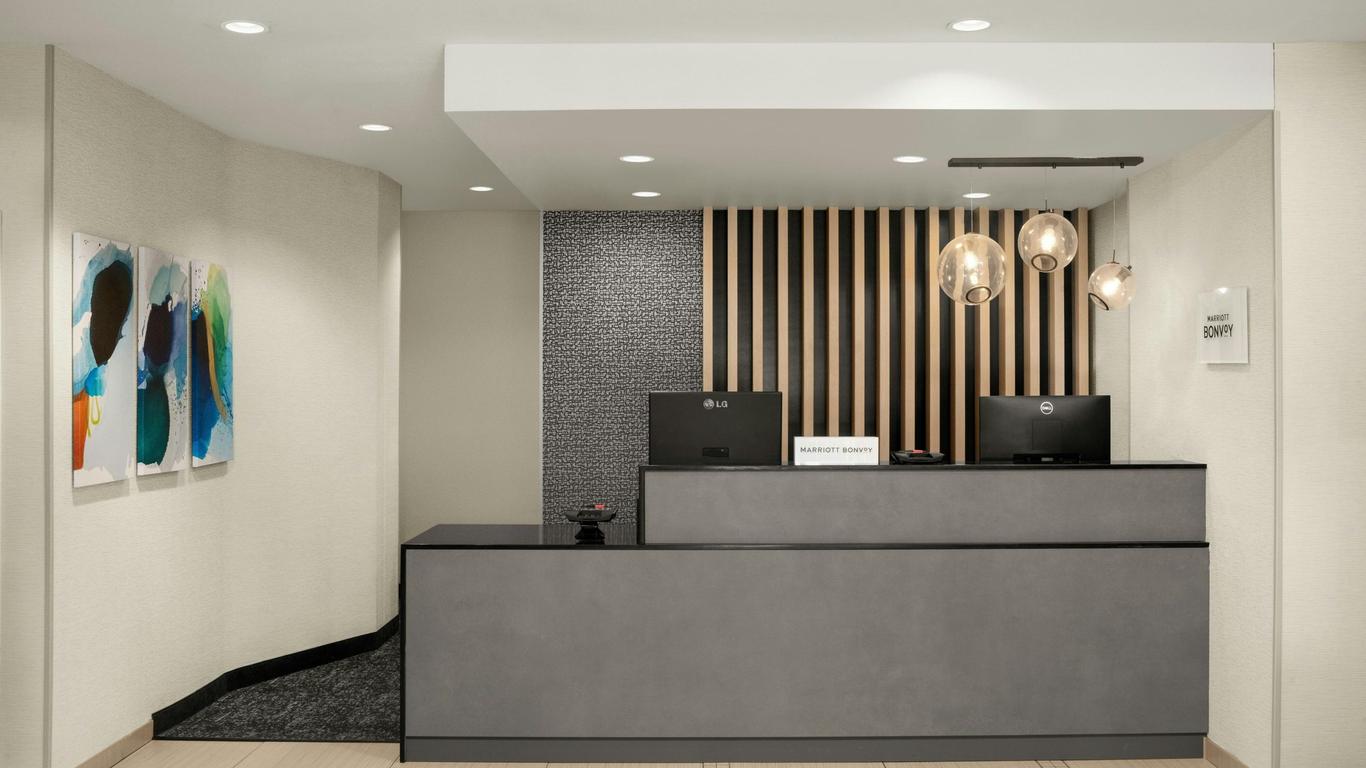 TownePlace Suites by Marriott San Diego Carlsbad/Vista