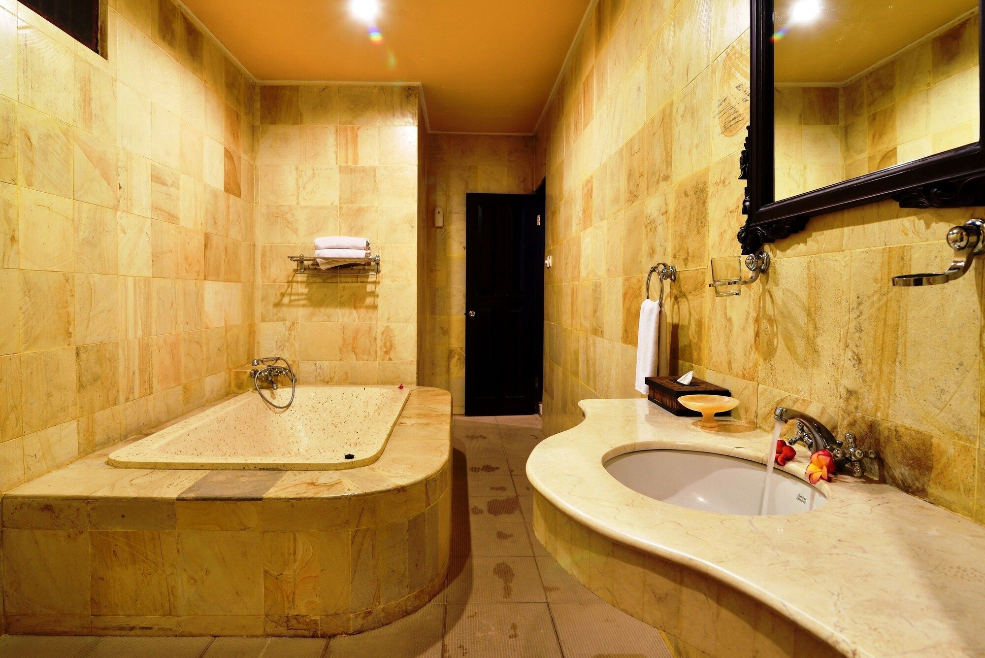 Dolphin Beach Bali - Banjar - Baño