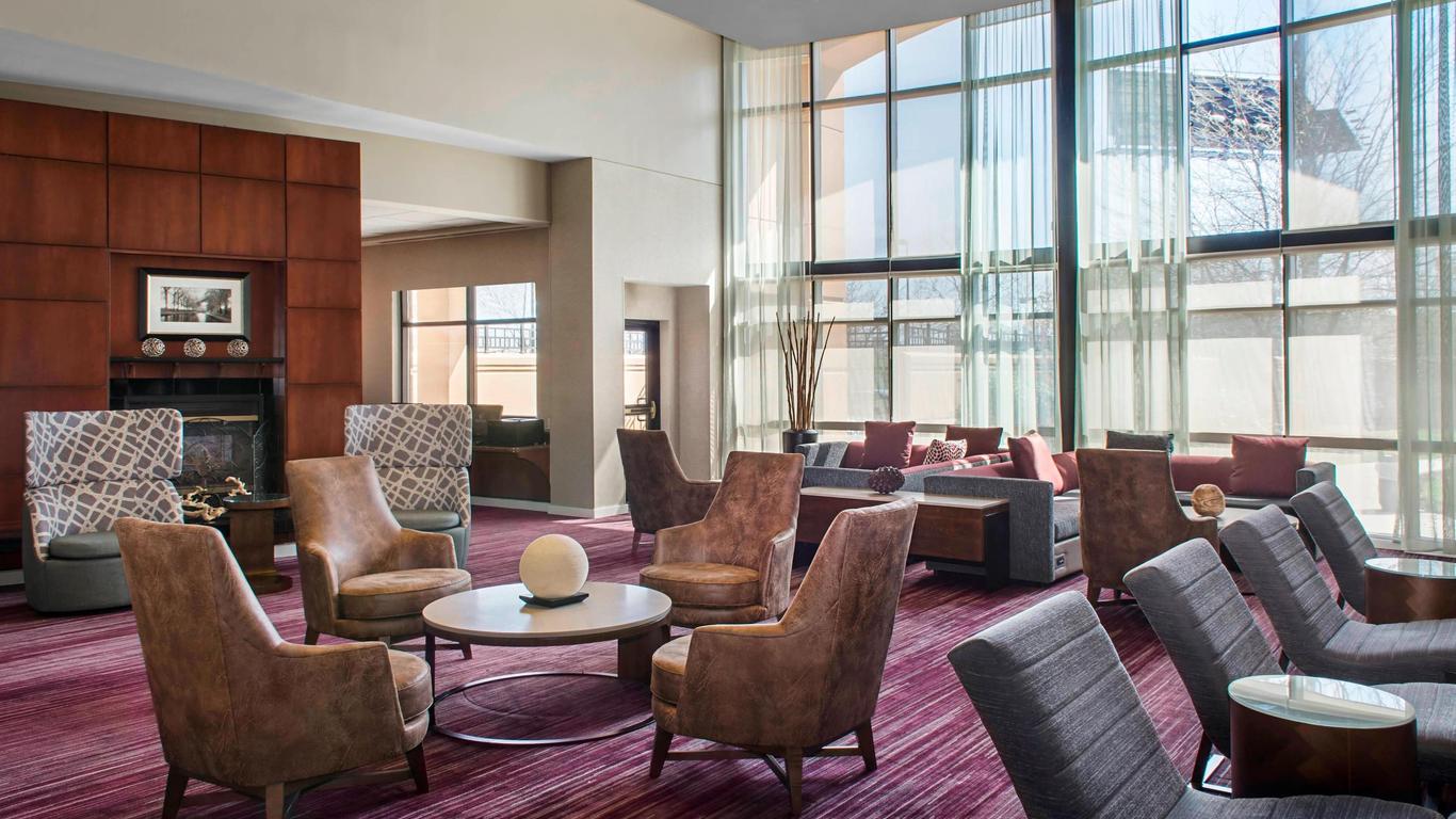 Courtyard by Marriott Newark Elizabeth