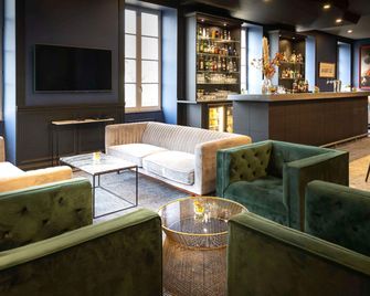 Hôtel Mercure Rochefort La Corderie Royale - Rochefort - Bar