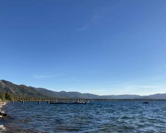 10 Min walk to Nevada Beach Lake Tahoe - Stateline - Playa