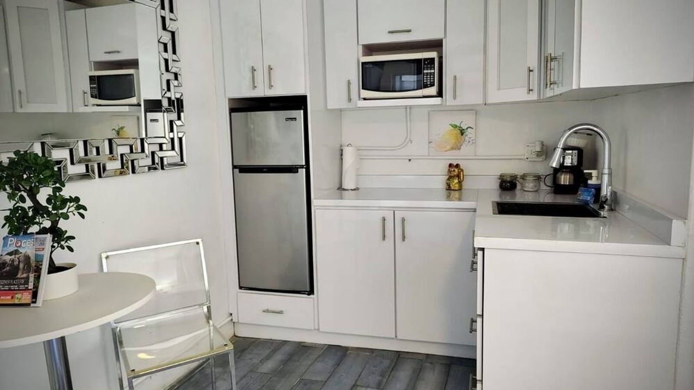 Segovia Studio Units