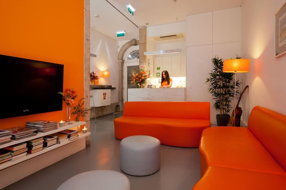Porto Lounge Hostel & Guesthouse by Host Wise - פורטו