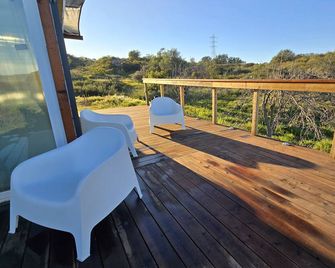 Cozy Luxury Cabin in De Luz Heights - Fallbrook - Balkón
