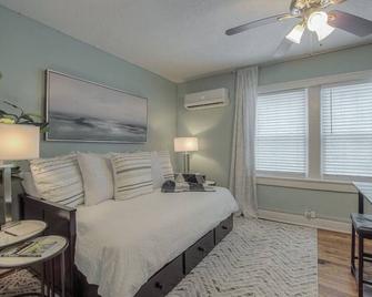 Simple Plaza Comfort! - Kansas City - Sala de estar