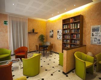 Hotel Delle Rose - Bonassola - Recepción