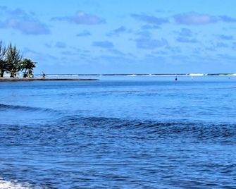 Tahiti Iti - Vaimiti Sweet Home - Teahupoo - Plaża