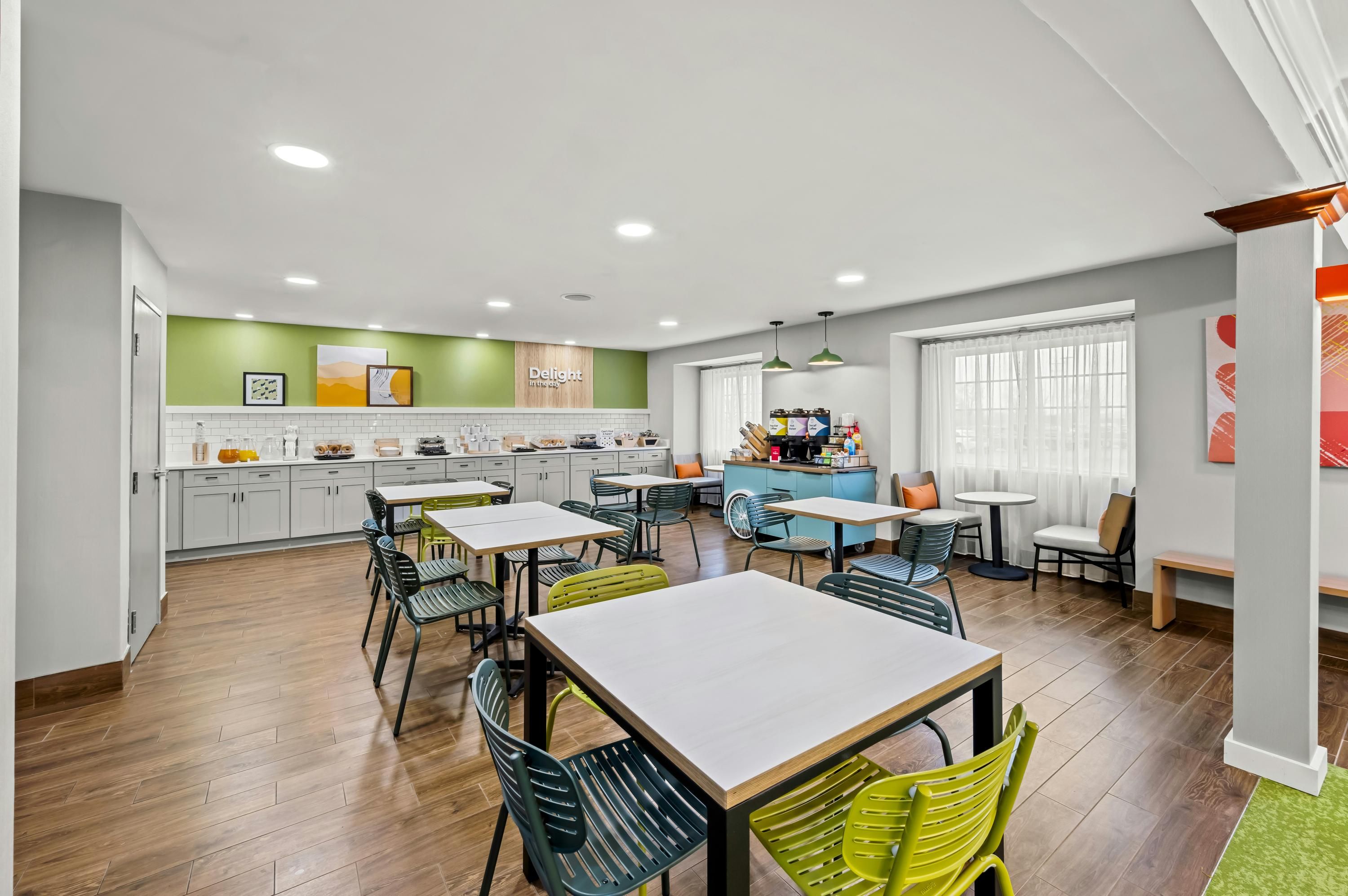 Spark by Hilton Sterling Dulles Airport - Sterling - Ravintola