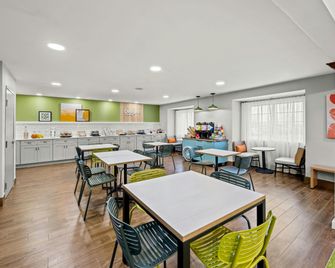 Spark by Hilton Sterling Dulles Airport - Sterling - Restaurant