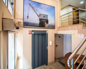 Hotel Bedoya - סנטאנדר