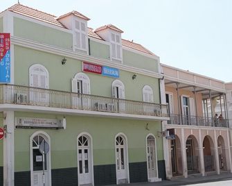 Mindelo Residencial - Mindélo - Edificio