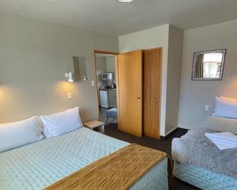 Sierra Motel and Apartments - Omarama - Bedroom