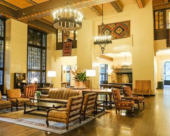 The Ahwahnee - Yosemite Valley - Lobby