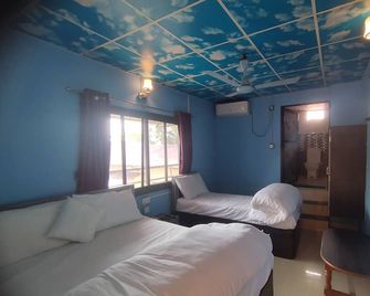 Rose Guest House - Jogīkuti