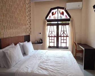 Hotel Lallangan - Makale - Habitación