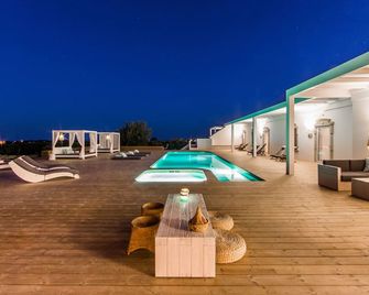 Conversas DE Alpendre - Vila Real de Santo António - Pool