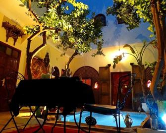 Le Feng Shui Pool and Spa - Marrakech - Piscina