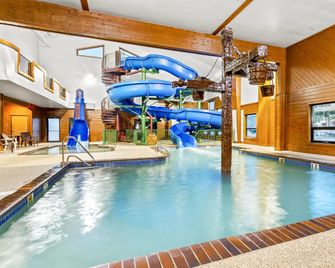 Days Inn by Wyndham Mitchell SD - Mitchell - Uima-allas