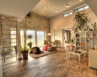 Landhotel Am Rothenberg - Uslar - Lobby