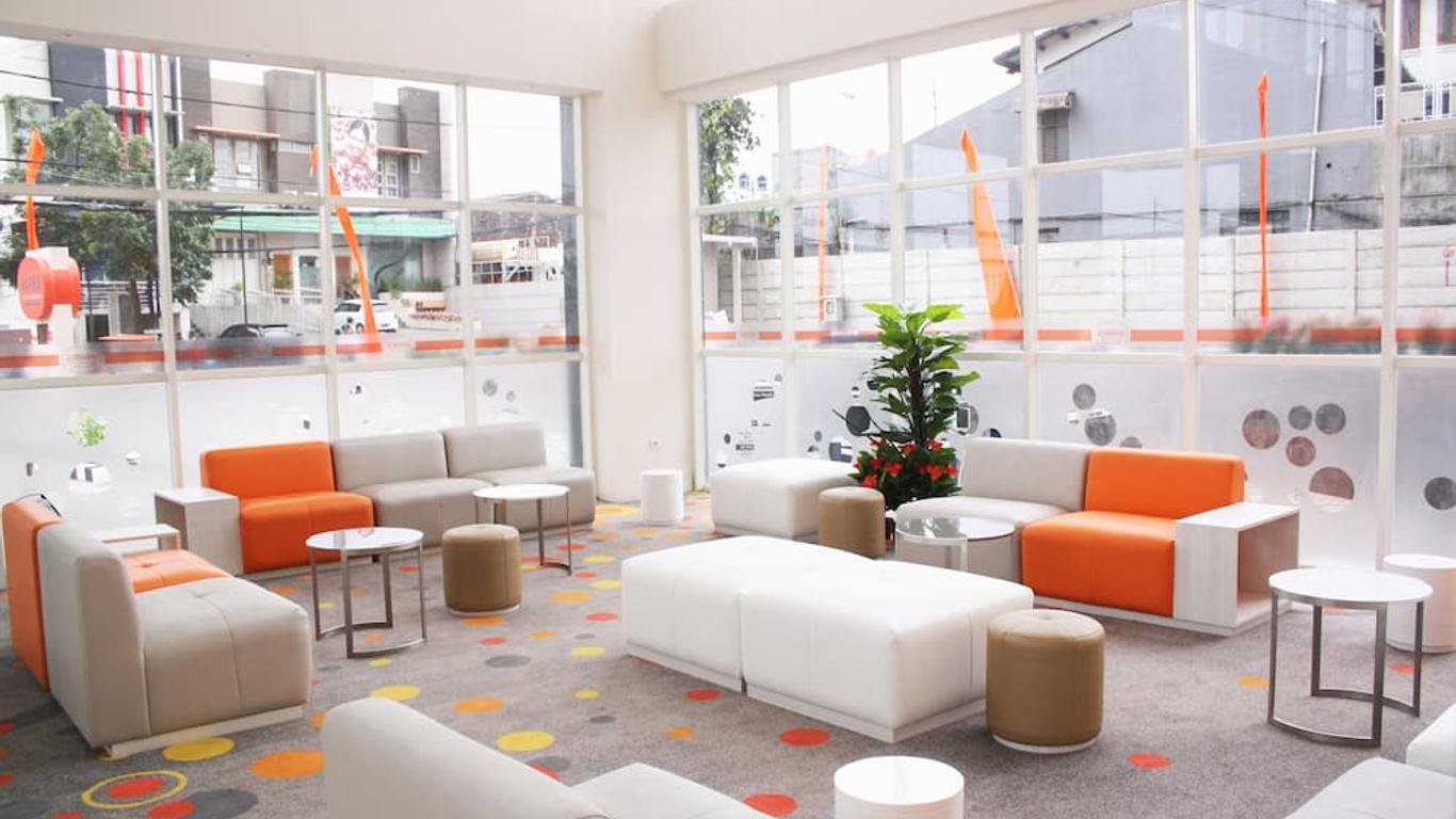 Harris Hotel & Conventions Ciumbuleuit Bandung