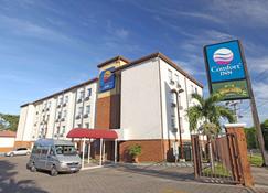 Comfort Inn Real San Miguel - San Miguel - Building