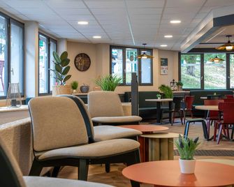 B&B HOTEL Lourdes Centre - Lourdes - Lobby