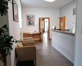 Hotel du Stand - Martigny - Rezeption