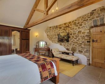 Peaceful hideaway in 18th century barn surrounded by beautiful Devon countryside - Lifton - Bedroom