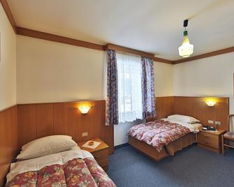 Hotel Fiorenza - Campitello di Fassa - Habitación