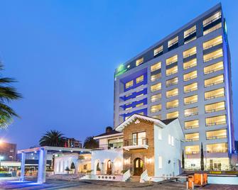 Holiday Inn Express Quito - Quito - Edificio