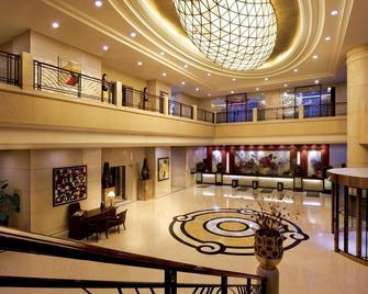 Howard Johnson Plaza Guiyang - Guiyang - Lobby