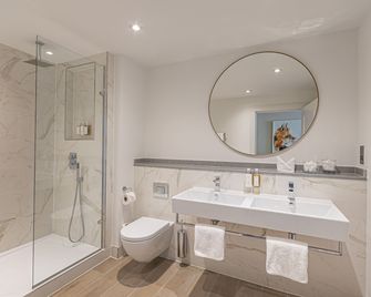 Harbour Hotel Richmond - Richmond - Bathroom