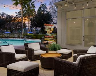 Hilton Garden Inn Orlando at SeaWorld - Orlando - Pool
