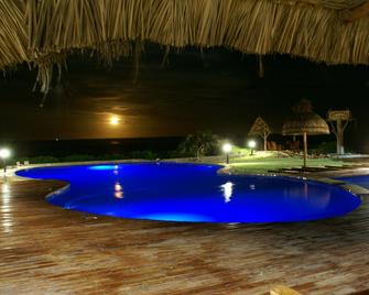 Bonito Bay Resort - Massinga - Piscina