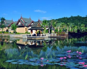 Zhong Ao Hotel Shimei Bay - Wanning - Vista del exterior