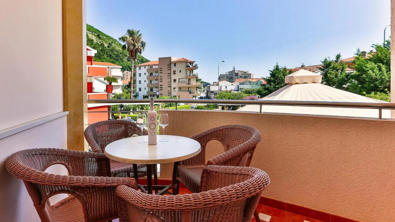 Hotel Max Prestige