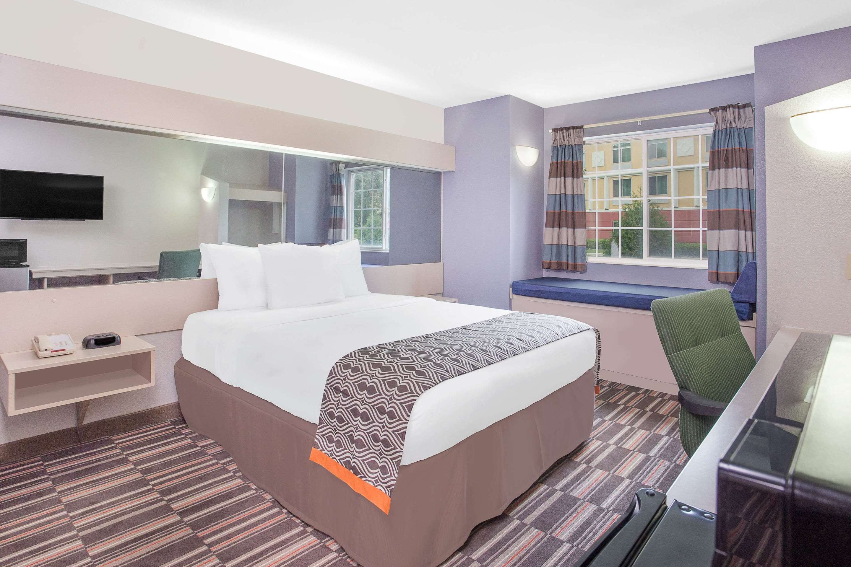 Microtel Inn & Suites by Wyndham Appleton - Appleton - Schlafzimmer