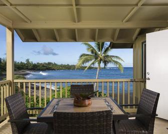 Hana Kai Maui - Oceanfront 'nanualele' Upper Corner 100 Off Water - Hana - Balkon