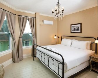 Pine Cottage Bed & Breakfast - Mackinac Island - Chambre